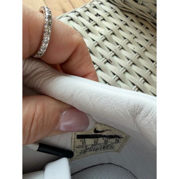 **NIKE'S LEBRON JAMES x JOHN ELLIOTT** Men's Size 11 - Picture 6 of 6